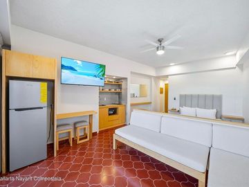 Estudio amueblado en venta cerca de Playas Gemelas PV