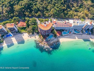 Estudio amueblado en venta cerca de Playas Gemelas PV