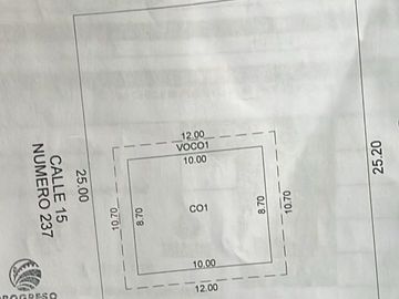 Terreno con Costruccion sobre avenida y 2 esquinas playa