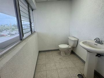 Oficina en Renta, San Nicolás, 1620 m2.