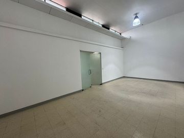 Oficina en Renta, San Nicolás, 1620 m2.