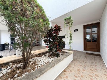 Casa en venta en privada Xcumpich