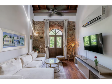 SE VENDE APARTAMENTO CASCO VIEJO 114M 1 HABITACION BALCON LOFT