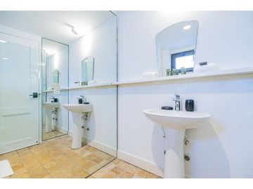 SE VENDE APARTTAMENTO CASCO VIEJO 48M 1 HABITACION TERRAZA AMOBLADO