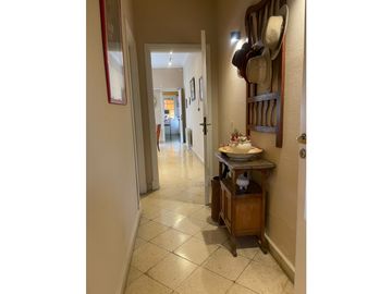 VENTA CASA  3 DORMITORIOS, SEMICENTRICO. TANDIL