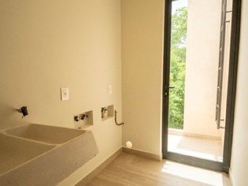 Casa Nueva Muy Cerca de la Casa Club en Venta en Provincia Residencial
