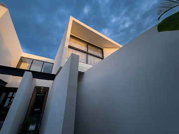 Casa(61) en Venta en Privada Compostela, Zona Country