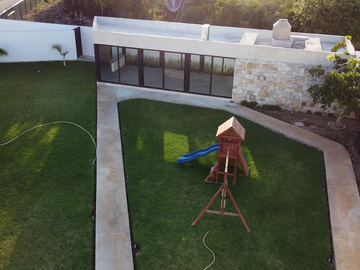 Última Casa(1P) en Venta en Privada Gardena, Cholul