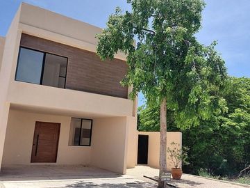 Casa Nueva en Privada Blanca Residencial – Terreno 411m2, Alberca y 4 Rec