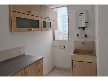 Se Arrienda Apartamento en Edificio Scarlatta, Sabaneta