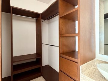 Casa de 4 habitaciones en Venta en Soluna