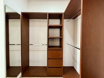 Casa de 4 habitaciones en Venta en Soluna