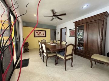 Casa de Una Planta y 4 Recamaras en Venta en Privada Cocoyoles