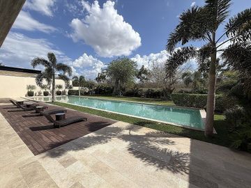 Casa en Venta en Privada Místika en Zona Yucatán Country Club