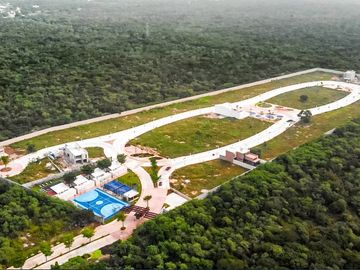 Casa de Una Planta (9) en Venta en Privada Única Living