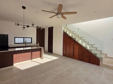 Townhouse en Venta en Okté en Temozón Norte