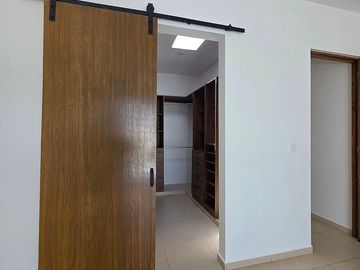 Casa Zen en Venta en Privada Zendera con Paneles Solares