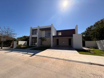 Casa(E) en Venta en Nortemerida