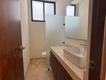 Casa(E) en Venta en Nortemerida