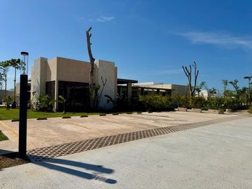 Casa Arena de 1 Planta en Venta en Privada Adana en Xcanantun