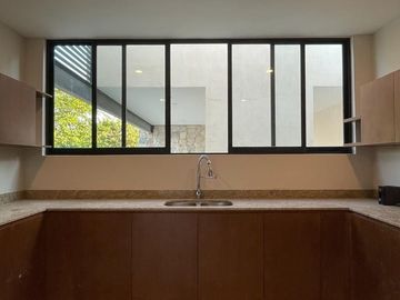 Casa(43) en VENTA en Privada El Cortijo al norte de Mérida, Yucatán
