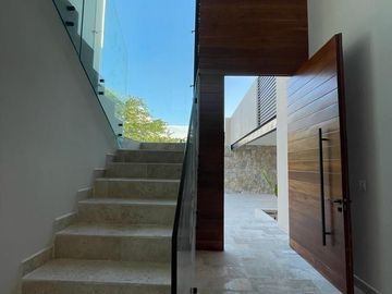 Casa(43) en VENTA en Privada El Cortijo al norte de Mérida, Yucatán
