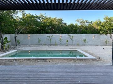 Casa(43) en VENTA en Privada El Cortijo al norte de Mérida, Yucatán