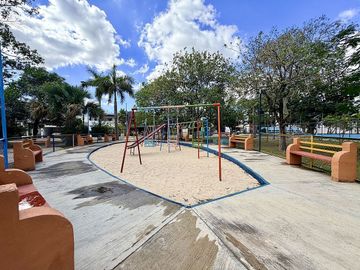 Casa en Venta en Privada Xcumpich, Dentro de la Ciudad