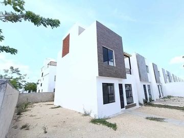 Casa en Venta en Esquina en Esmeralda Residencial