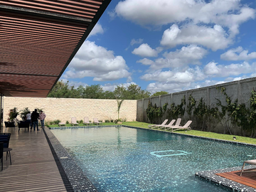 Casa en Venta en Privada Única Living con 35 Paneles Solares