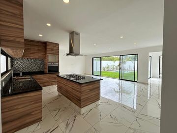 Casa de 1 Planta en Venta en Jardines de Rejoyada