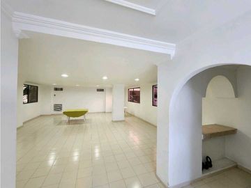VENTA APARTAMENTO 3 ALCOBAS PRIMER PISO EDIFICIO PATIAL MANGA CARTAGEN