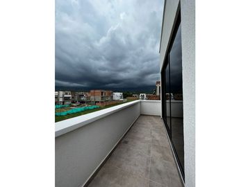 VENDO HERMOSA CASA DE LUJO EN LAS MERCEDES JAMUND(A.C)CW:6132517