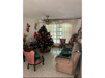 VENDO CASA DE 2dos PISOS UNIFAMILIAR EN CIUDAD CAPRI (L.R) CW:7616265
