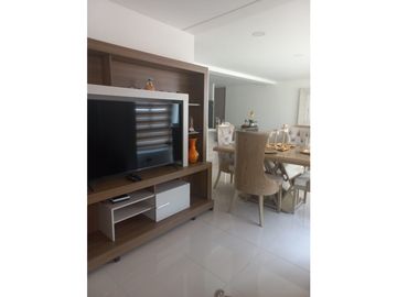 VENDO APTO EN 4to PISO CON ASCENSOR EN VALLE DEL LILI (A.S) CW:8059679