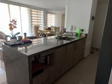 VENDO APTO EN 4to PISO CON ASCENSOR EN VALLE DEL LILI (A.S) CW:8059679