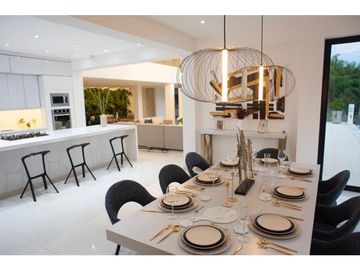 SE VENDE HERMOSA CASA LUXURY EN JAMUNDI L.O WASI: 8614572