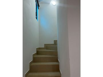 VENDO LINDA CASA EN ALFAGUARA (P.Z) CW:9330507