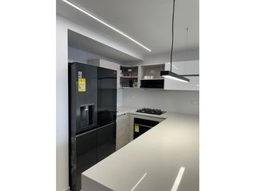 VENDO LINDO APARTAMENTO PISO 16 EN VALLE DEL LILI (P.Z) CW:9338810