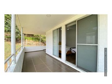 Se vende casa campestre en Alfaguara Jamundí (JPG) CW:9307755)