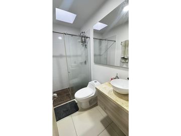 VENDO LINDA CASA 2 PISOS EN EL CASTILLO (P.Z) CW:9455403
