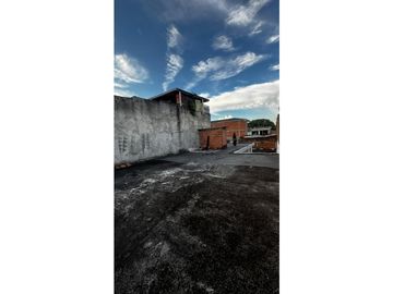 VENDO CASA BIFAMILIAR EN EL BARRIO EL GUABAL(P.Z) CW:9576937