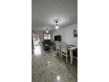 VENDO CASA BIFAMILIAR EN EL BARRIO EL GUABAL(P.Z) CW:9576937