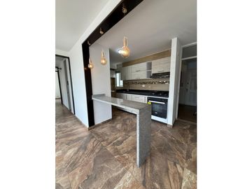 VENTA DE APARTAMENTO EN VALLE DEL LILI PISO 3 (PZ) CW: 9814682