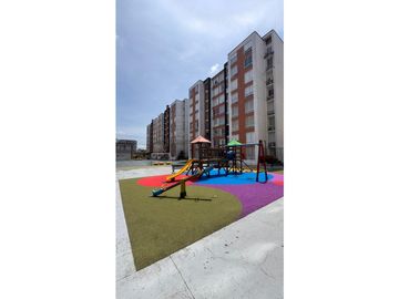 VENDO LINDO APARTAMENTO PISO 3 EN VALLE DEL LILI (P.Z) CW:9826613