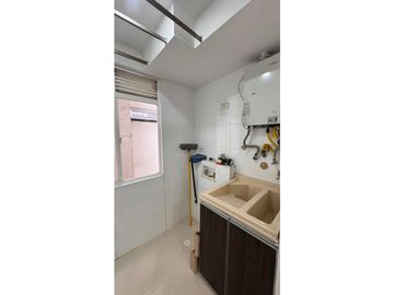 VENDO LINDO APARTAMENTO PISO 3 EN VALLE DEL LILI (P.Z) CW:9826613