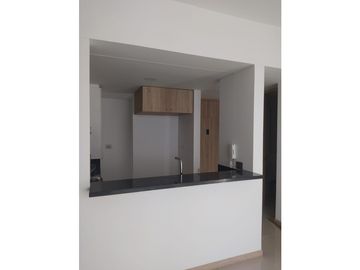 VENDO APARTAMENTO PISO 8 EN QUINTAS DE DON SIMON (A.M) CW:9845224