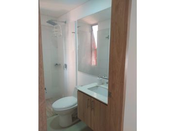 VENDO APARTAMENTO PISO 8 EN QUINTAS DE DON SIMON (A.M) CW:9845224