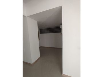 VENDO APARTAMENTO PISO 8 EN QUINTAS DE DON SIMON (A.M) CW:9845224