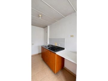 VENDO APARTAMENTO PISO 3 EN VALLE DEL LILI (P.Z) CW:9873058